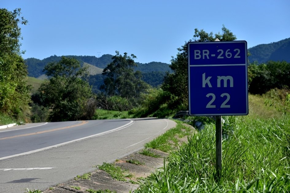 DNIT abre licitação de R$ 164,8 milhões e aproxima duplicação de 105 km da BR-262 entre Viana e Conceição do Castelo