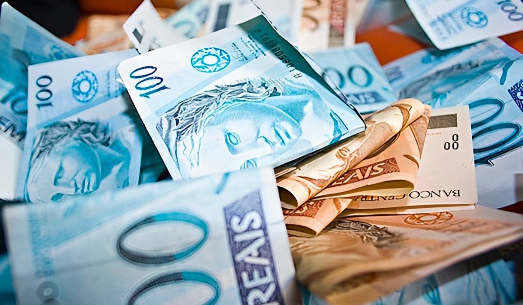 Renda média dos capixabas cresce menos que a média nacional e ES perde posições no ranking