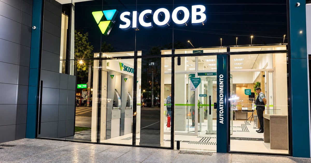 Sicoob inaugura em Alto Rio Novo e chega a 76 dos 78 municípios capixabas